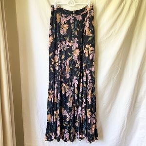Free People size 2 Button Up Floral Maxi Skirt